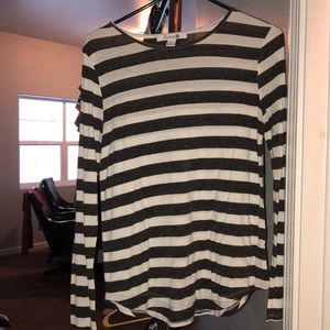 long sleeve stripped tee